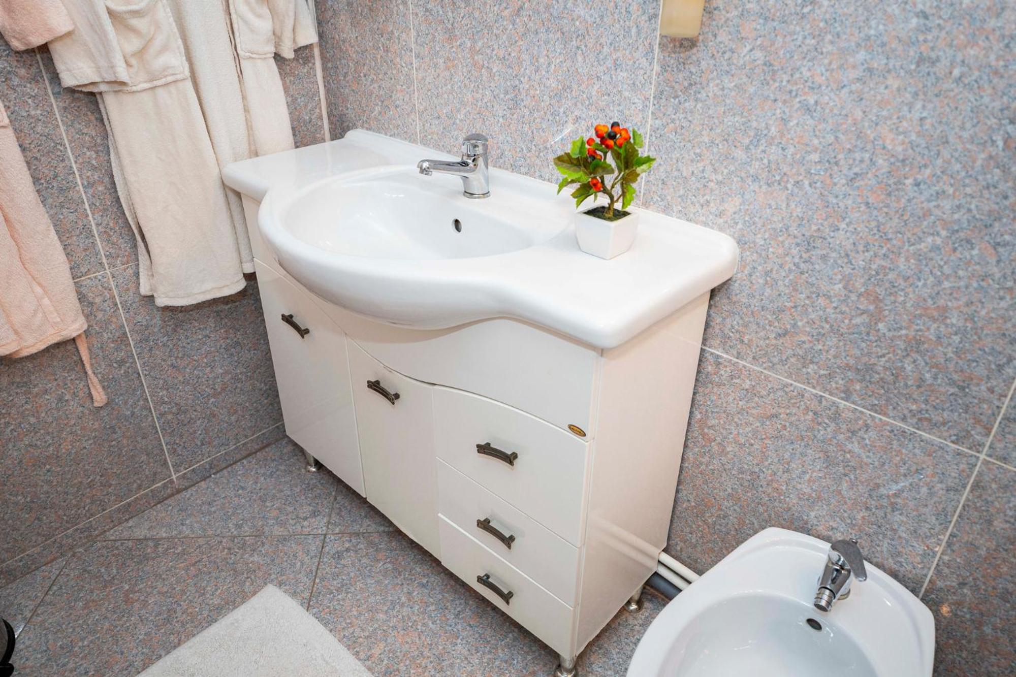 Noblesse Suite Galaţi Exteriör bild