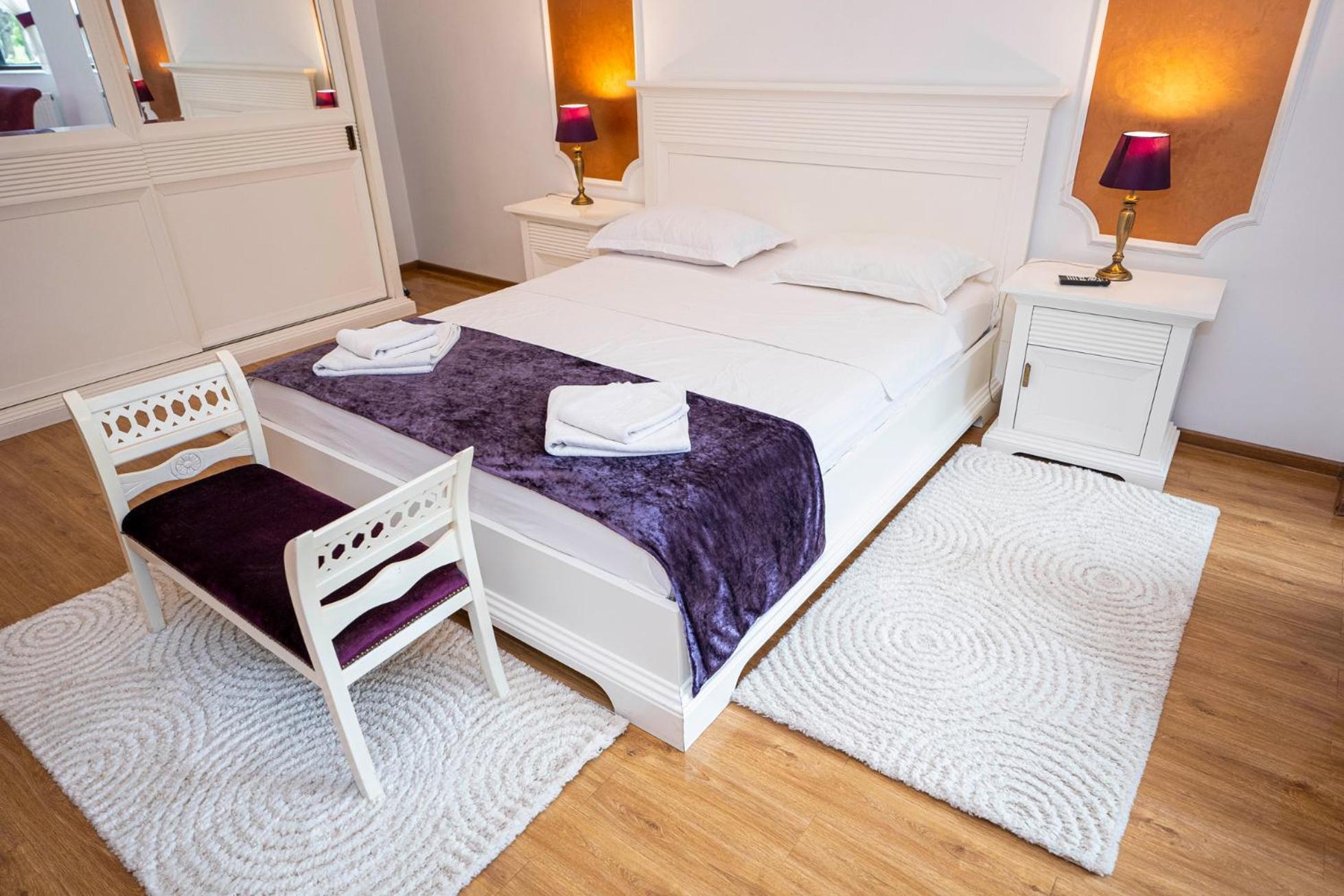 Noblesse Suite Galaţi Exteriör bild