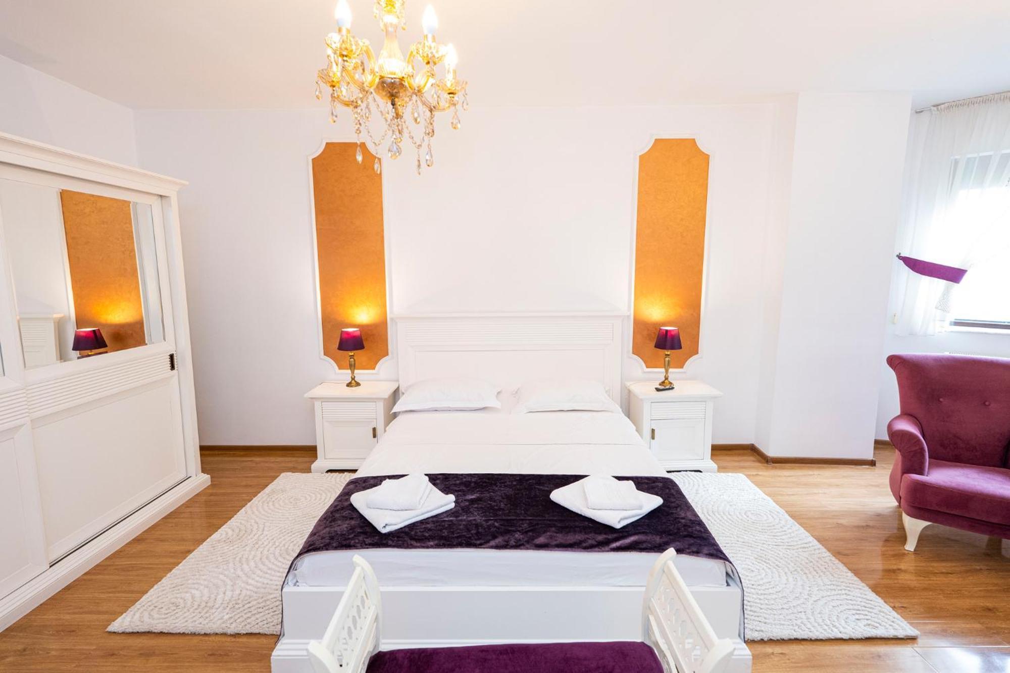Noblesse Suite Galaţi Exteriör bild