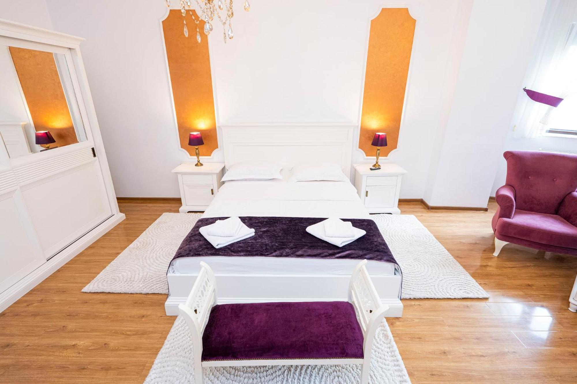 Noblesse Suite Galaţi Exteriör bild